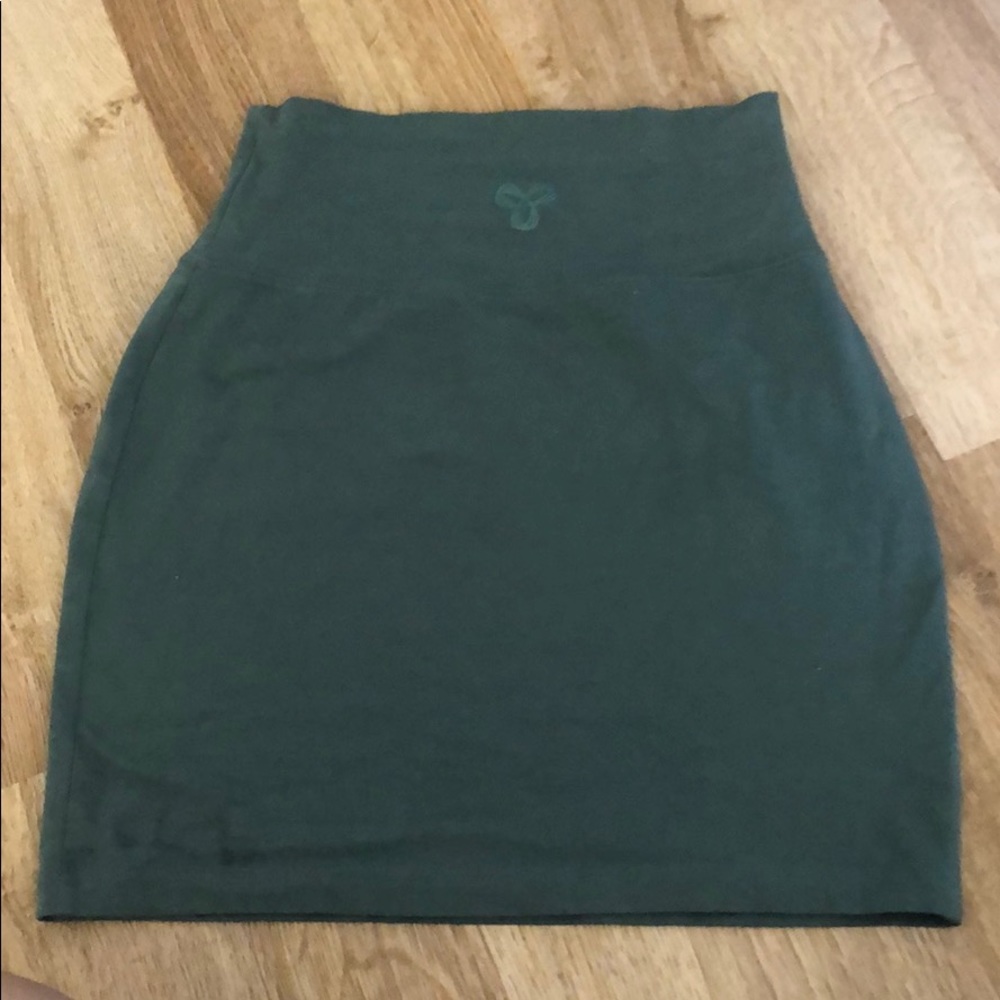 Mini Skirt - Picture 3 of 6